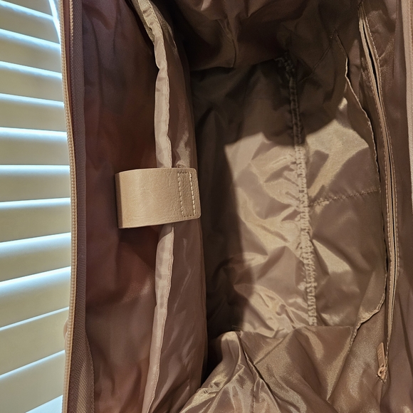 Elegant Pink Women's Tote Bag - Picture 4 of 6